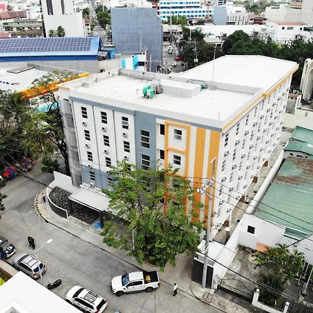 The City Flats Sacred Heart Makati City Exteriér fotografie