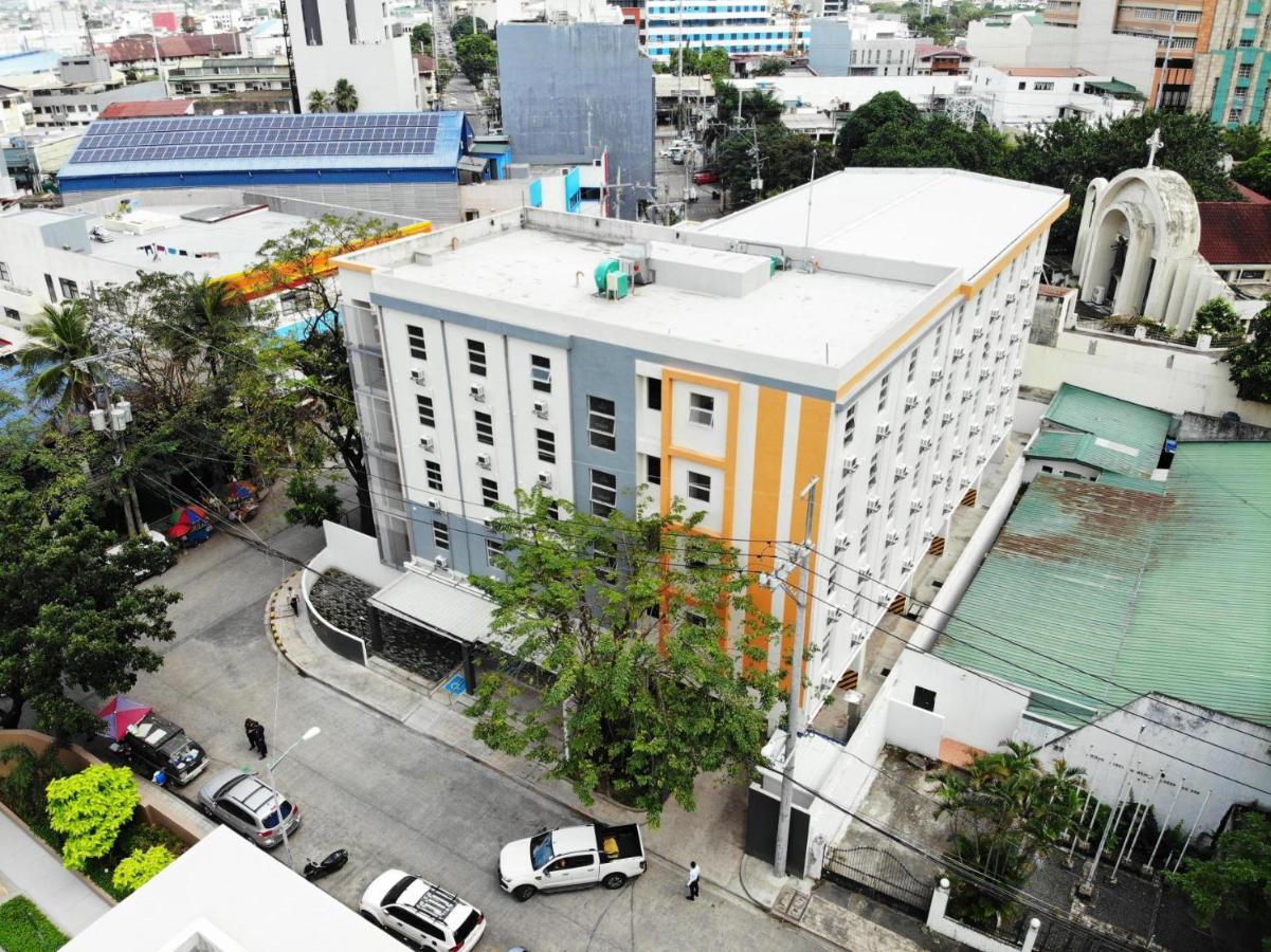 The City Flats Sacred Heart Makati City Exteriér fotografie